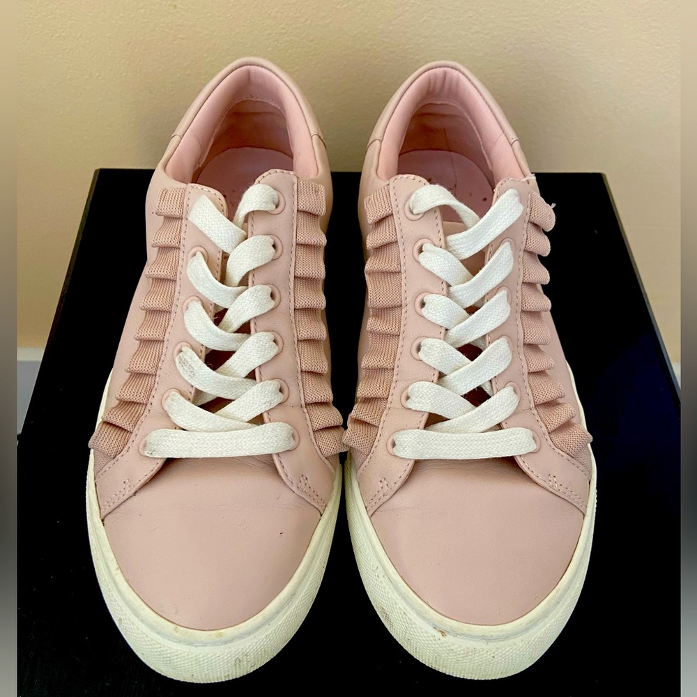 Tory Burch ruffled sneaker